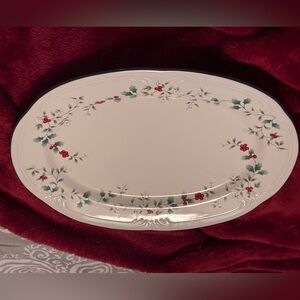 Pfaltzgraff Elegant Winterberry Ceramic Serving Oval Platter